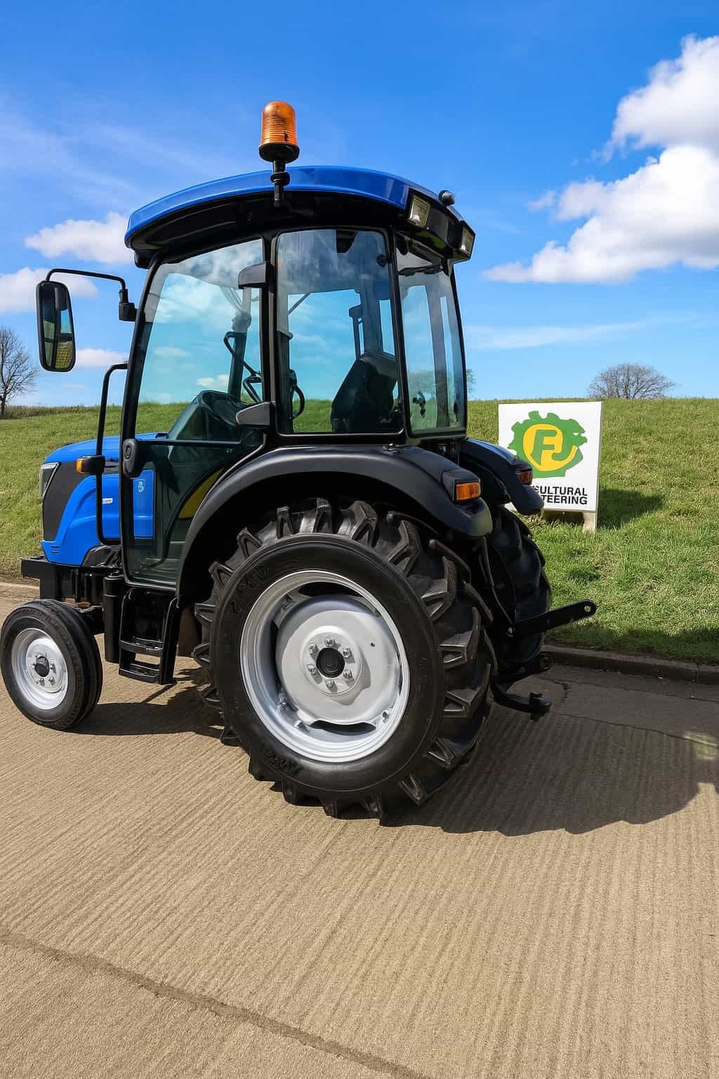 the advantages of a 2wd tractor