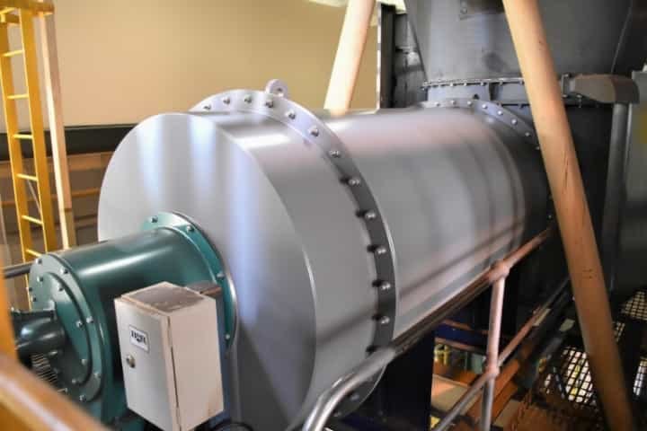 the main components of a fluidized bed dryer